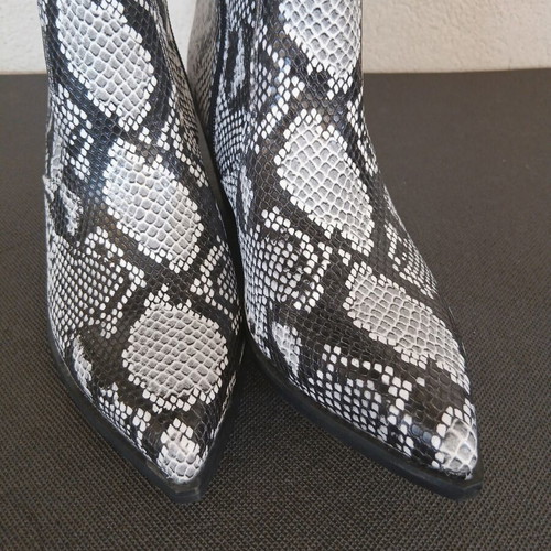 Stephan Paris western boots with snake print size 39 new