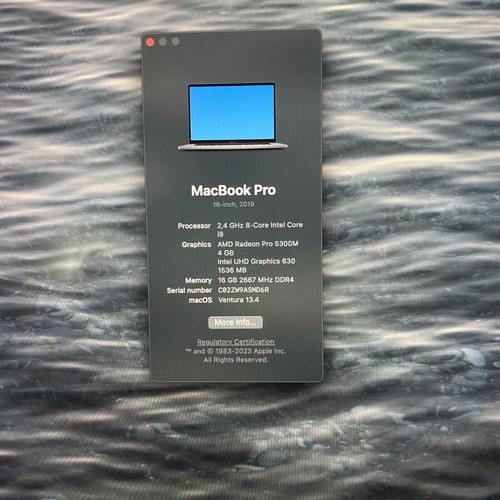 MacBook Pro 2019-20 i9 16GB 500GB NVMe SSD 4GB GPU like new