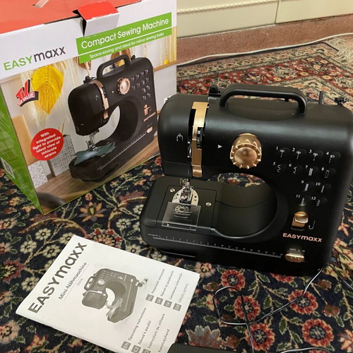 EASYmaxx Compact Sewing Machine like new