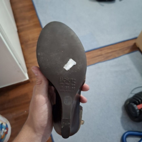 Schutz women's heels like new, size 39
