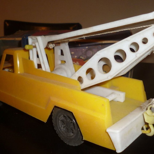 Plastic Crane Moumplast 60s new with box
