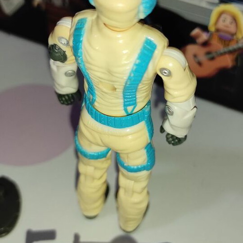 G.I.JOE Sub Zero (v1) 1990 figure used with equipment