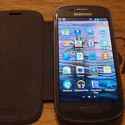 Samsung Galaxy SIII Mini used, classic old gray phone