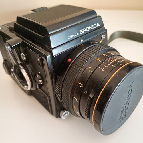 Bronica SQ-A camera with SQ-i back and Zenzanon S 80mm f2.8 lens like new