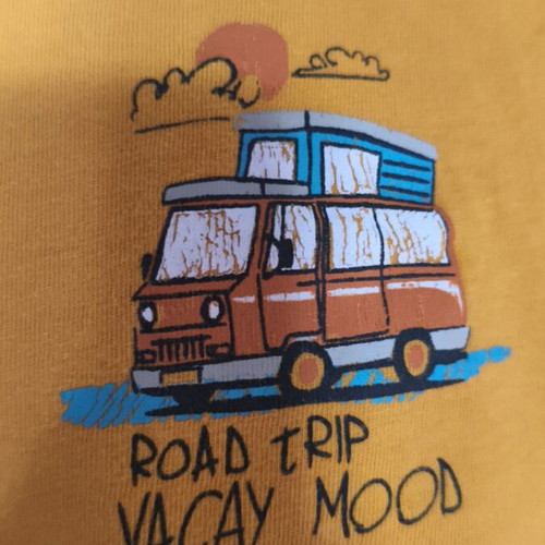 LC Waikiki Kids Mustard T-shirt Think Outside size 4-5 years like new