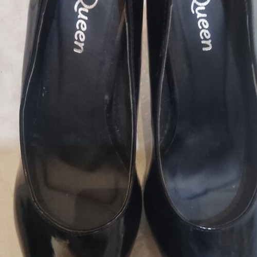 Queen Fashion stiletto heels 13cm new, patent leather black size 39