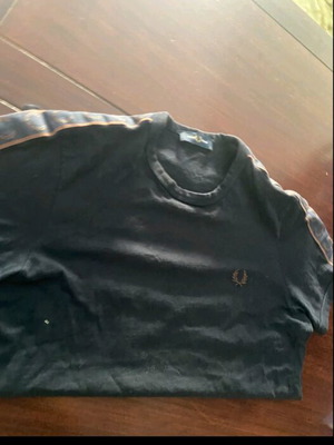 Fred Perry T-shirts like new, black, sizes S and M