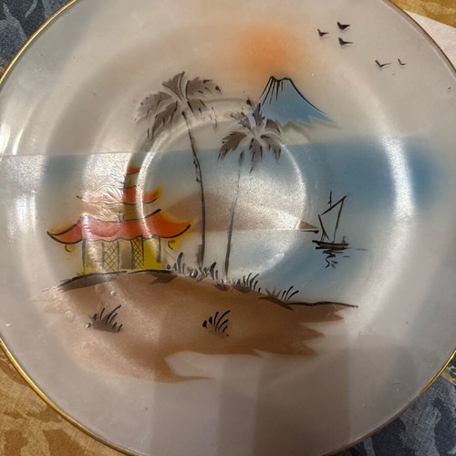 Decorative plate like new