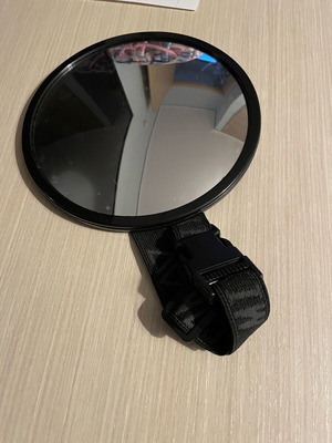 Παιδικός καθρέπτης πίσω καθίσματος αυτοκινήτου σε άριστη κατάσταση