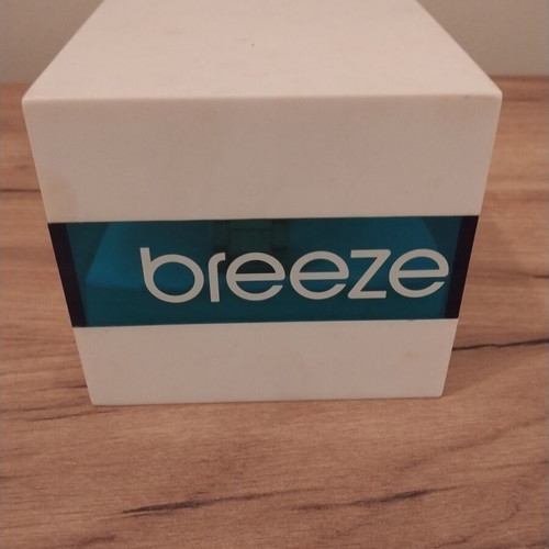 Breeze women's watch like new, gold color