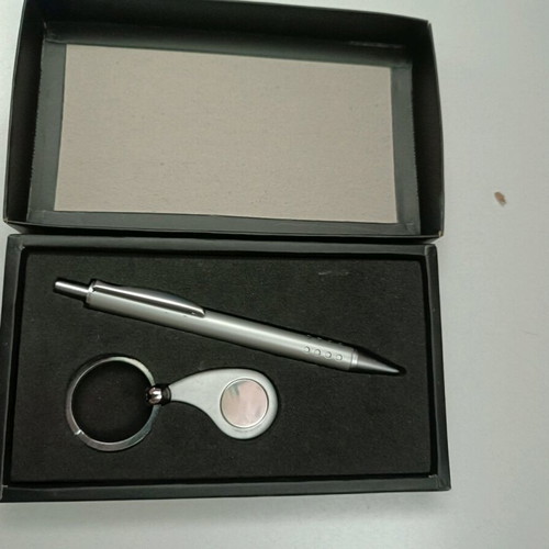 Gift set pen and keychain new