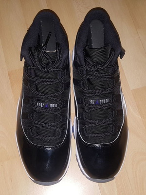 Nike Jordan XI Retro Space Jam sneakers size 45 new
