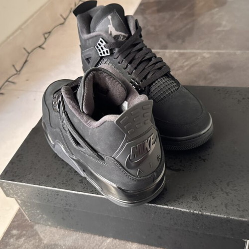 Nike Air Jordan 4 Black Cat 2025 sneakers new, size 43, black
