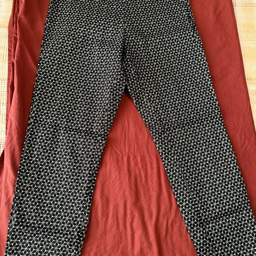 H&M Pants with Pattern like new, size M 38 10, black and white