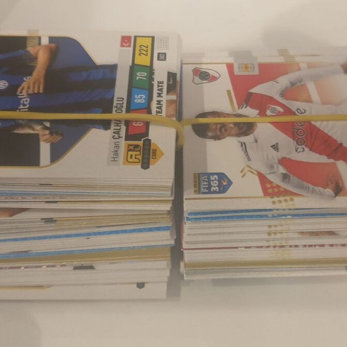 Panini FIFA365 2022-23 Adrenalyn XL Cards like new, set of 118