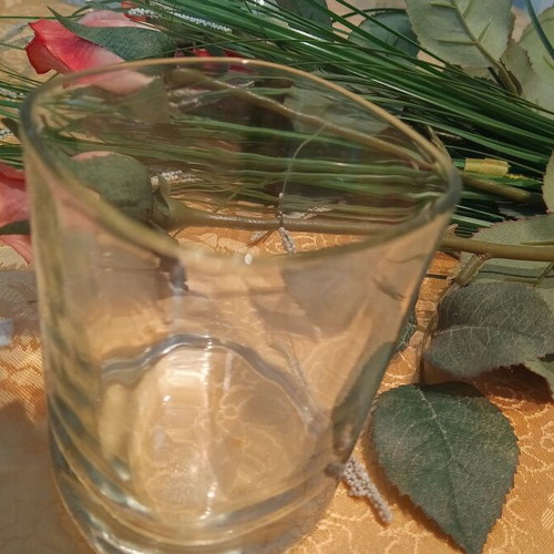 Crystal bottle and 6 crystal glasses like new