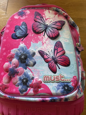 School bag Must with wheels like new