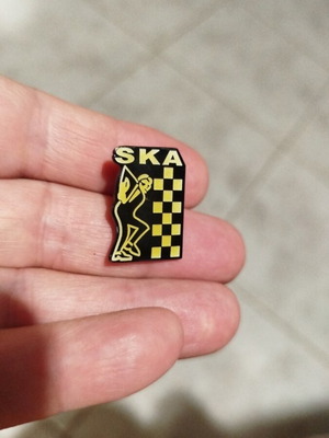 Ska enamel metal pin badge