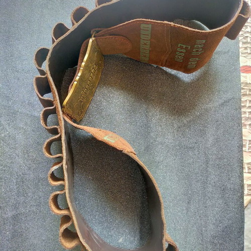 Underberg leather belt with buckle, size 70
