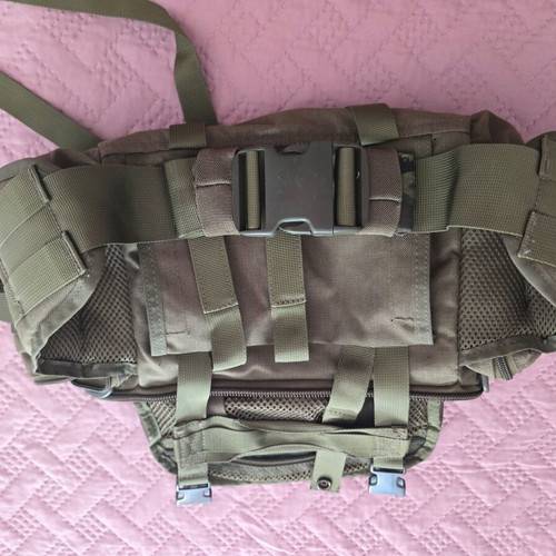 Multipurpose waist bag, versatile and practical