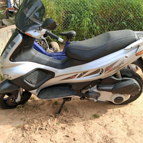 Gilera Runner 125 used, 125cc four-stroke water-cooled silver scooter