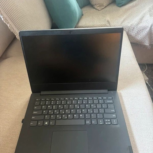 Lenovo V14-IIL laptop used, Intel Core i5 10th gen, 8GB RAM, 256GB SSD