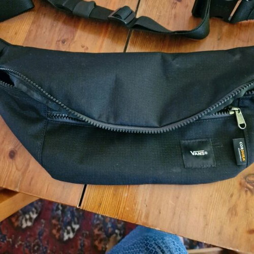 Vans large waist bag new black