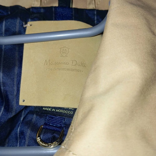 Massimo Dutti trench coat new, size M