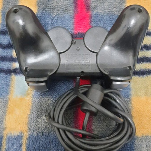 PlayStation 2 PS2 original controller used with good analog sticks
