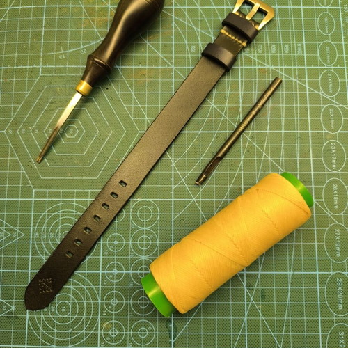 Handmade leather watch strap NATO style for vintage watches