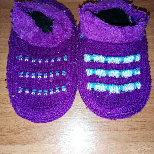 Children's wool slippers new, multicolor, size 28