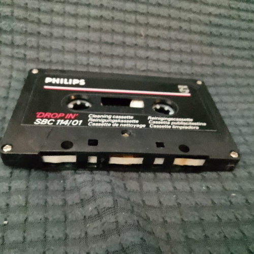 Philips SBC 114/01 cassette head cleaner used