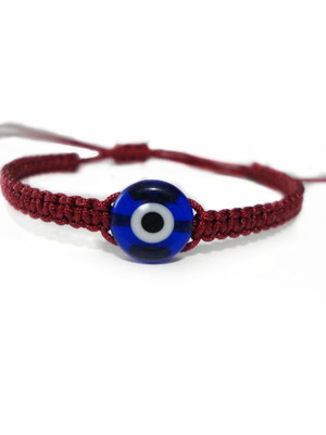 Flat eye macrame bracelet
