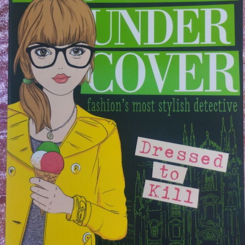 Model Undercover Dress To Kill book like new, English