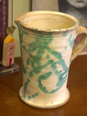 Αντικέ αγγείο κεραμικό μεταχειρισμένο με πράσινη διακόσμηση από Απουλία