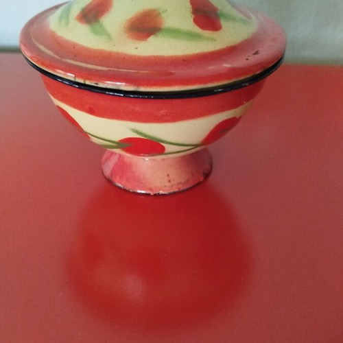 Enamel spice box like new vintage from Oman