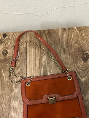 Shoulder bag used brown with gold chains