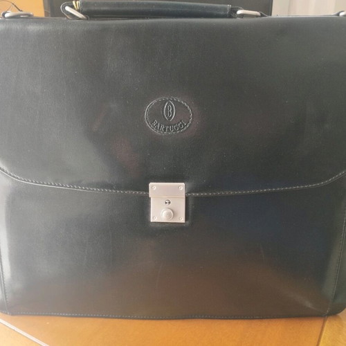 Bartuggi leather briefcase new with key, black