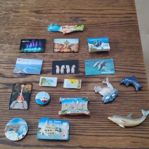 Decorative magnets like new, set of 17 from Greece and abroad