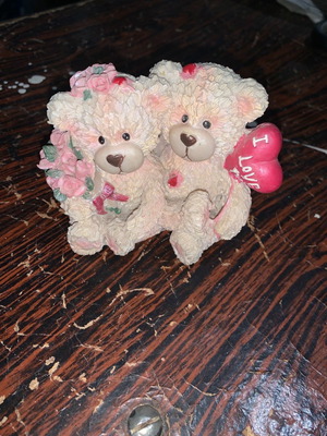 Decorative item used, in excellent condition