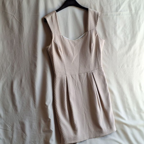 BSB Medium Beige Waffle Bow Mini Dress like new