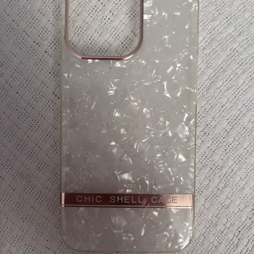 iPhone 13 Pro case like new