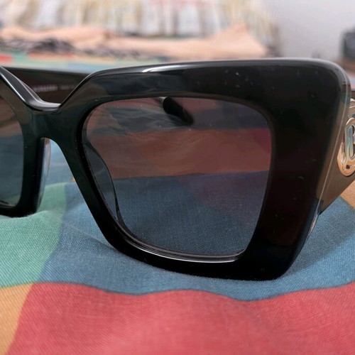 Burberry BE4344 Daisy 4036/8G sunglasses new, black
