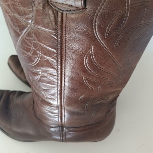 Buffalo leather cowboy short boots like new, brown, size 44.5