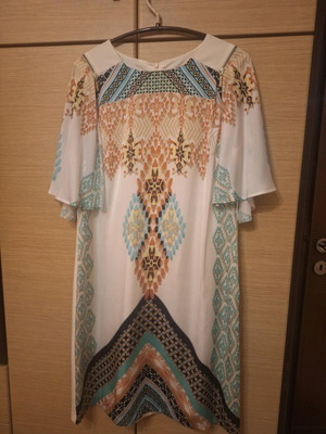 Short-sleeve dress with ethnic pattern like new, size L