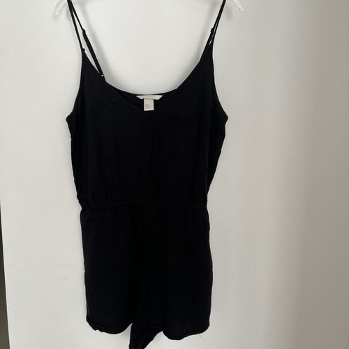 H&M black romper like new, size M