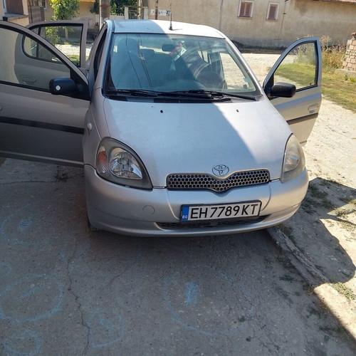 Toyota Yaris coupe 2002, silver, petrol, manual