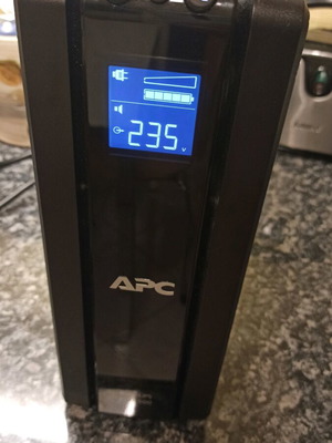APC Back-UPS Pro 1500VA/865W μεταχειρισμένο μοντέλο BR1500GI