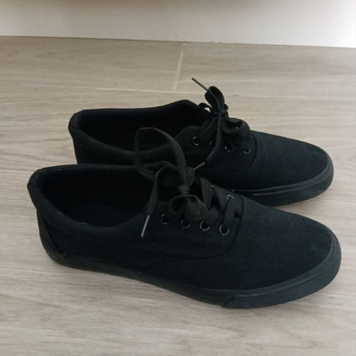 Men's casual black canvas shoes size 44 like new