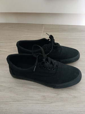 Men's casual black canvas shoes size 44 like new